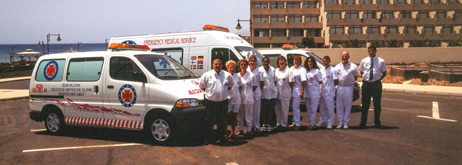 Group photo of the old Euroklinik team
